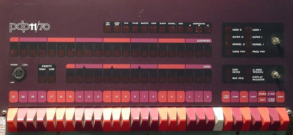PDP-11/70 Front